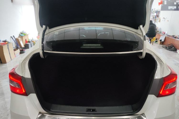 Used Nissan Sylphy 2019 1.6XV CVT Smart Connect Luxury Edition China VI Standard
