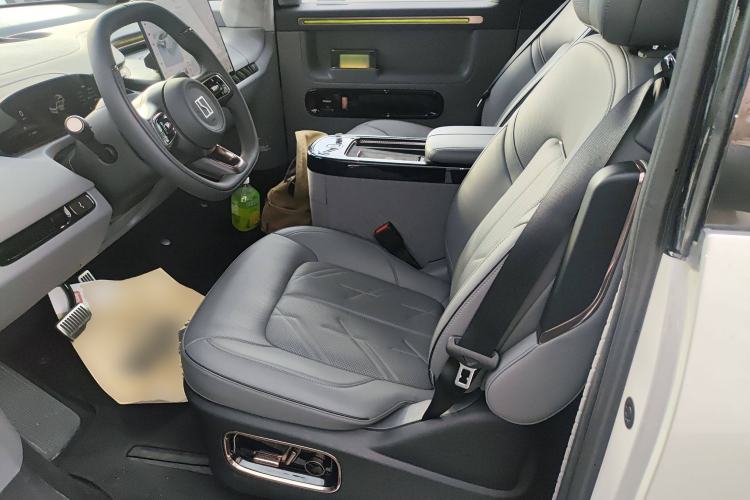 Used Zeekr MIX 2025 Long-Range Intelligent Driving Edition
