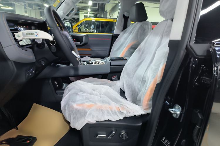 Used Beijing Auto BJ40 Electric Drive 2025 Advanced Edition
