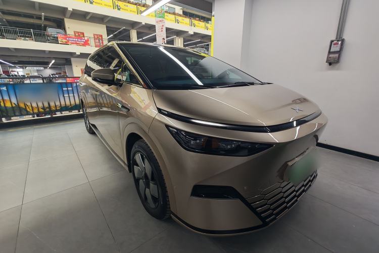 Used XPeng X9 2024 702 Ultra-Long Range Pro

