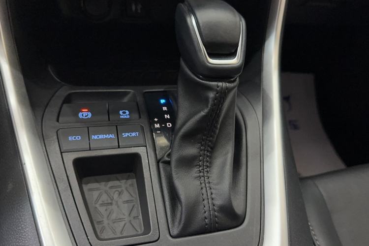 Used Toyota Wildlander 2022 2.0L CVT Two-Wheel Drive Luxury Edition
