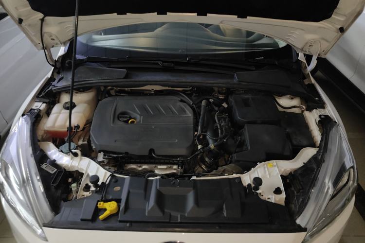 Used Ford Focus 2018 Hatchback Classic EcoBoost 180 Automatic Elite Model
