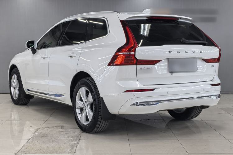 Used Volvo XC60 2022 B5 4x4 Zhiyi Luxury Edition
