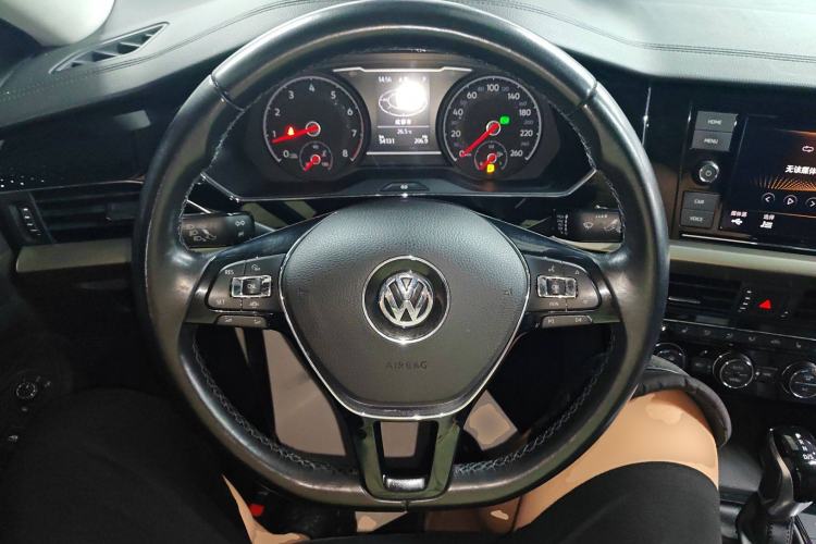 Used Volkswagen Passat 2019 330TSI Elite Edition China VI
