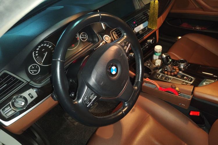 Used BMW 5 Series 2017 525Li Leading Model