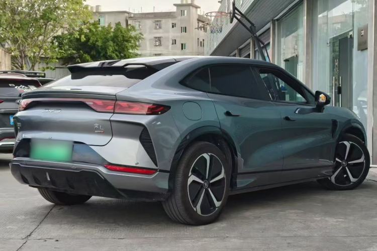 Used BYD Song L EV 2025 Intelligent Driving Version 662 km LiDAR Excellence Edition
