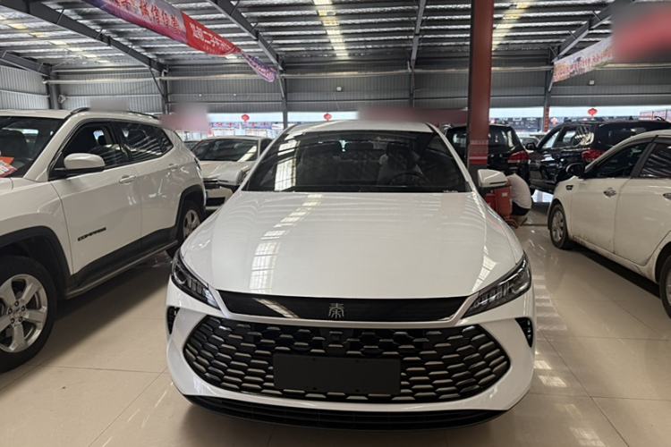 Used BYD Qin PLUS 2025 DM-i Smart Drive 55KM Leading Model
