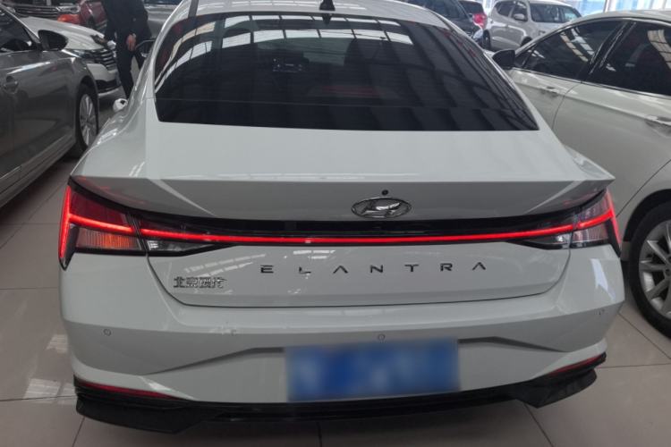 Used Hyundai Elantra 2021 1.5L CVT LUX Prestige Edition