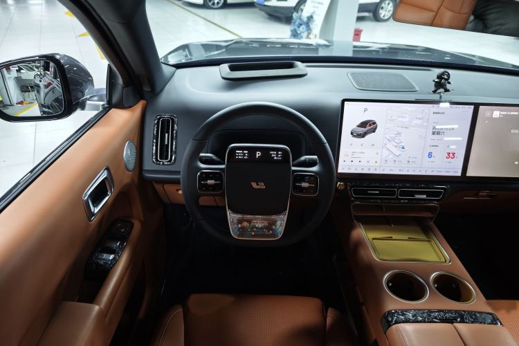 Used Li Auto L8 2023 Air model
