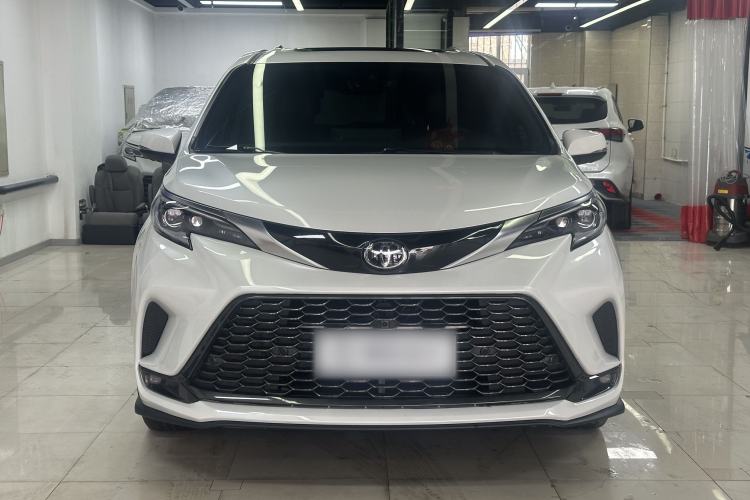 Used Toyota Granvia 2024 2.5L Hybrid Prestige PLUS Four-Wheel Drive Version
