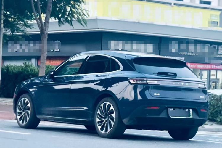 Used Hima AITO M5 2022 Extended-Range Four-Wheel Drive Performance Version
