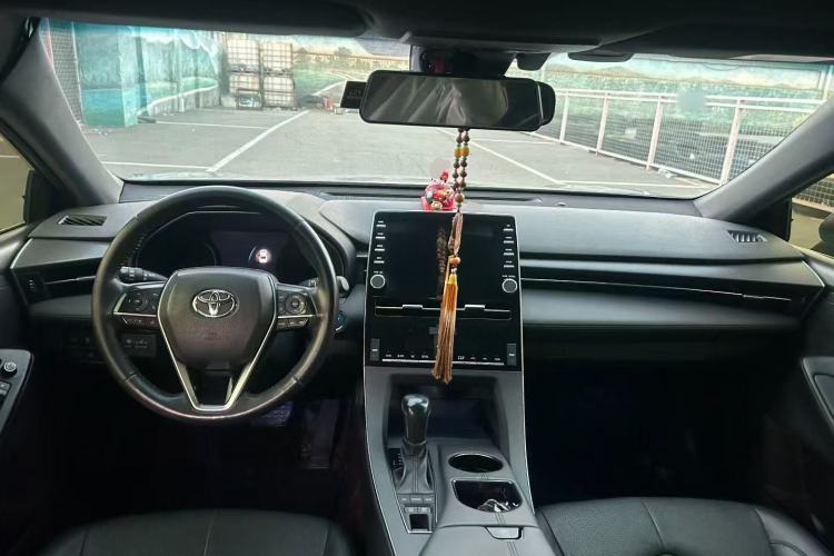 Used Toyota Avalon 2019 Dual-Engine 2.5L Luxury Edition China V Standard
