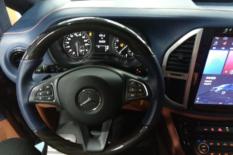 Used Mercedes-Benz Vito 2021 2.0T Elite Version 7 Seats