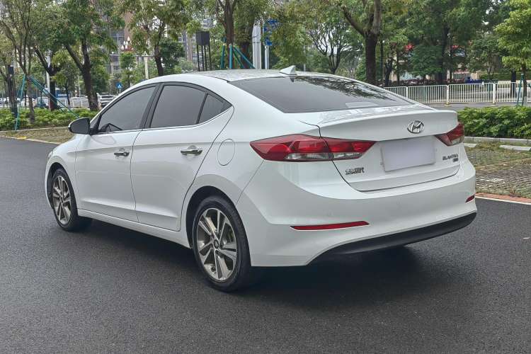 Used Hyundai Elantra 2016 1.6L Automatic ZhiXuan – Elite Version
