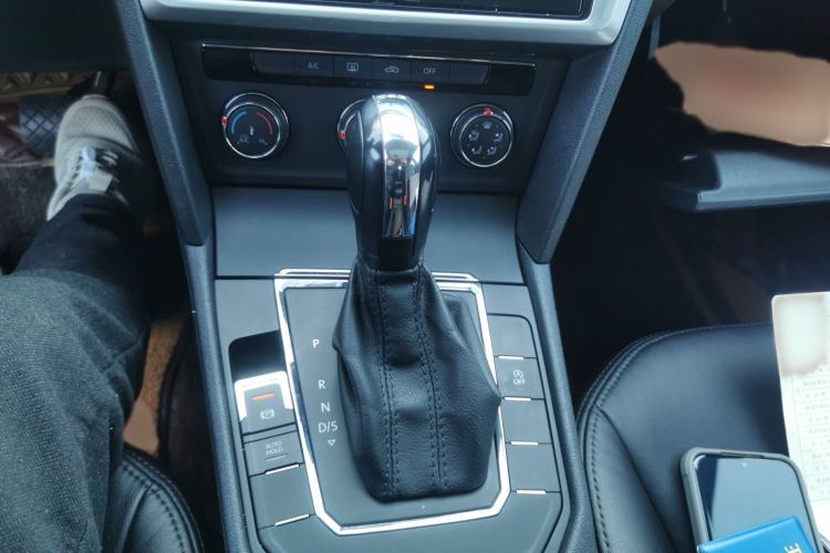 Used Volkswagen Lamando 2019 230TSI DSG Fashion Edition China VI
