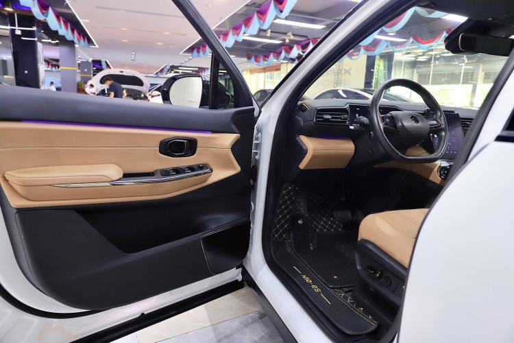 Used Nio ES8 2020 415 km Range 6-Seater Version
