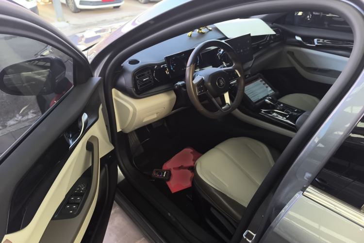 Used BYD Qin PLUS 2024 HONOR Edition DM-i 55KM Leading Model