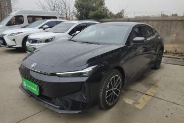 Used Changan UNI-V iDD 2024 Blue Whale Smart Electric iDD 136km Luxury Model