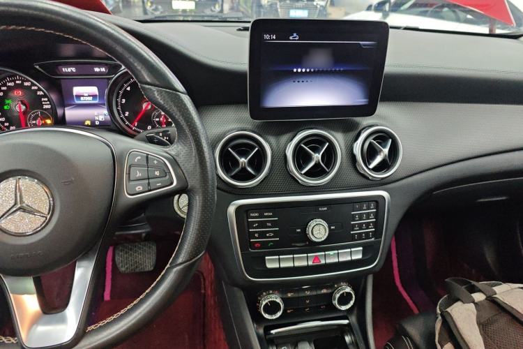 Used Mercedes-Benz GLA 2018 GLA 200 Fashion Model
