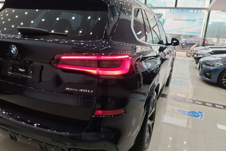 Used BMW X5 2022 xDrive 40Li M Sport Package
