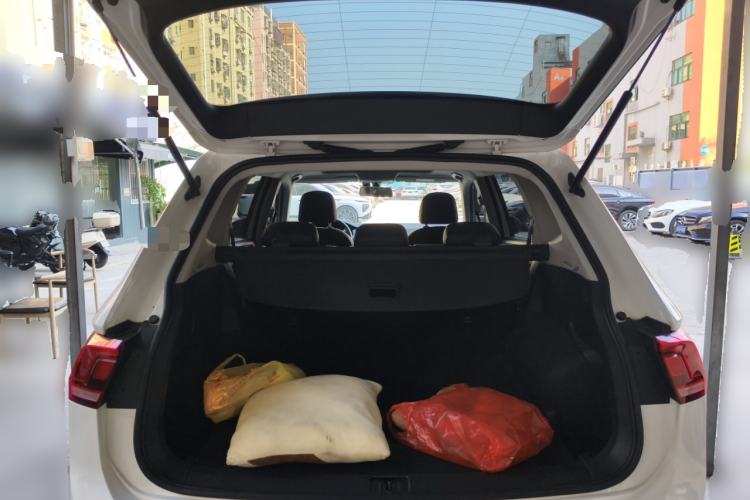 Used Volkswagen Tiguan L 2019 330TSI Automatic Two-Wheel Drive Panoramic Comfort Edition China VI Standard
