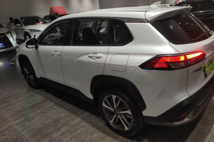 Used Toyota FRONTLANDER 2022 2.0L CVT Luxury PLUS Edition
