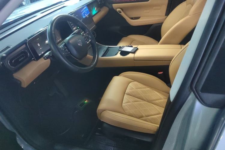 Used Leapmotor C11 2024 All-Electric 580 Luxury Edition
