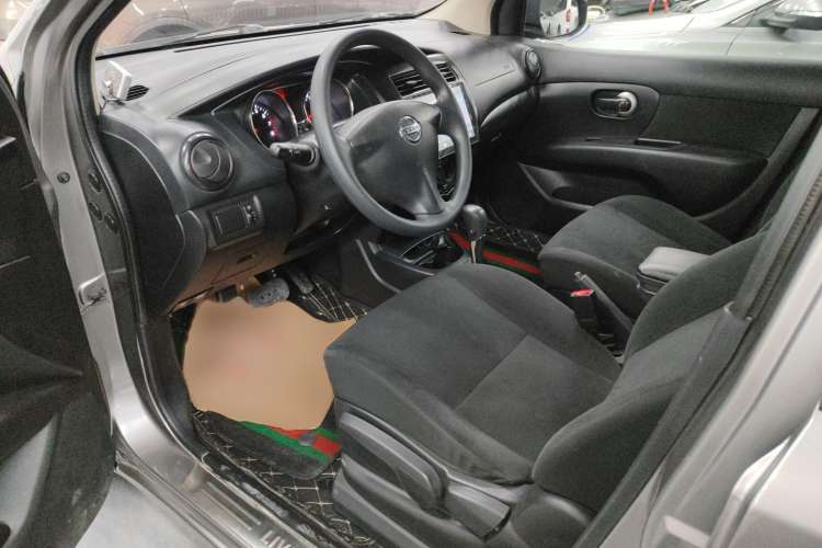 Used Nissan Livina 2013 1.6XE CVT Comfort Edition
