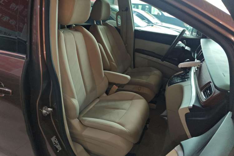 Used Buick GL8 2018 28T Comfort Model China VI Standard
