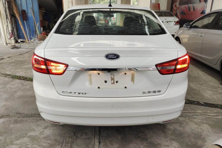 Used Ford Escort 2017 Happiness Edition 1.5L Automatic Fashion Version
