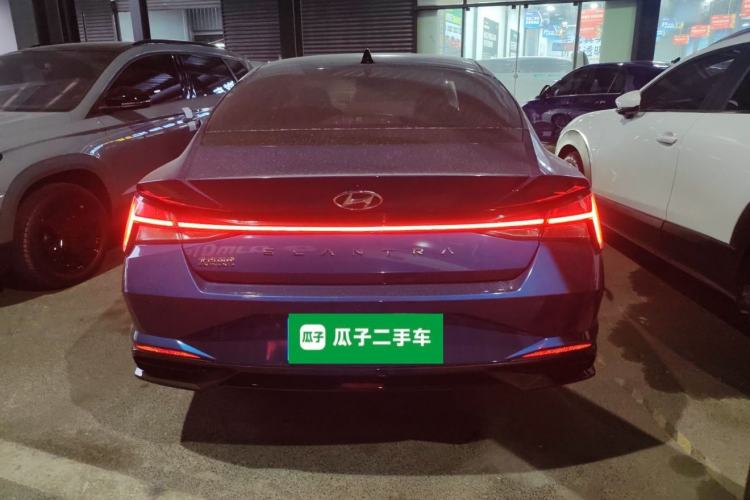 Used Hyundai Elantra 2021 1.5L CVT LUX Prestige Edition
