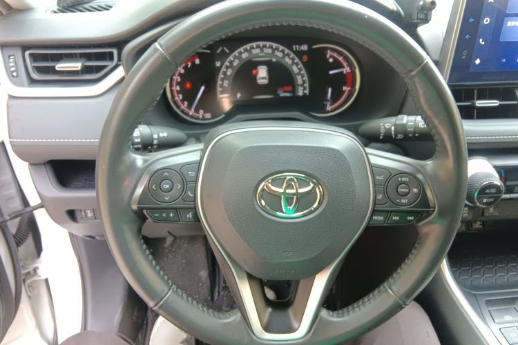 Used Toyota RAV4 2021 2.0L CVT Two-Wheel Drive Fashion PLUS Edition
