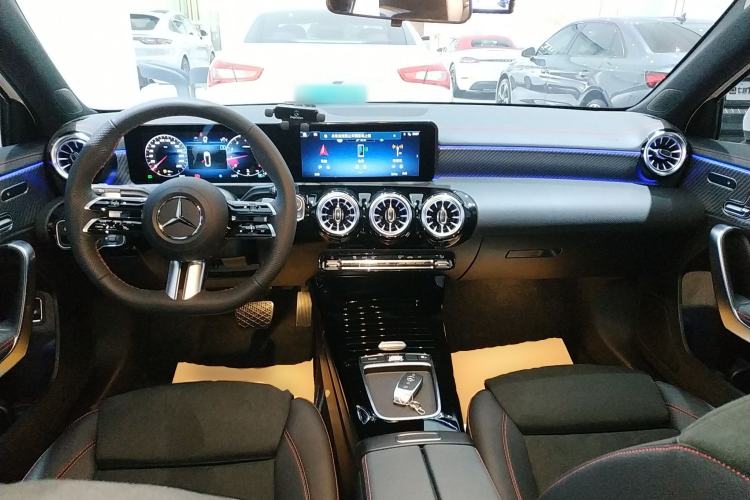 Used Mercedes-Benz A-Class 2025 A 200 L Fashion Model