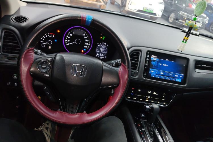 Used Honda Vezel 2020 220 TURBO CVT Elite Edition
