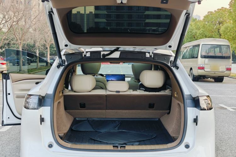 Used  HT 2024 825 Ultra-High Voltage LiDAR Edition
