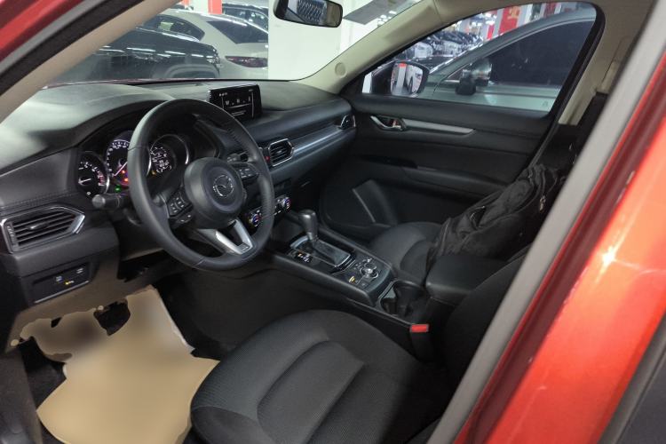 Used Mazda CX-5 2017 2.0L Automatic 2WD ZhiShang Trim China V Standard
