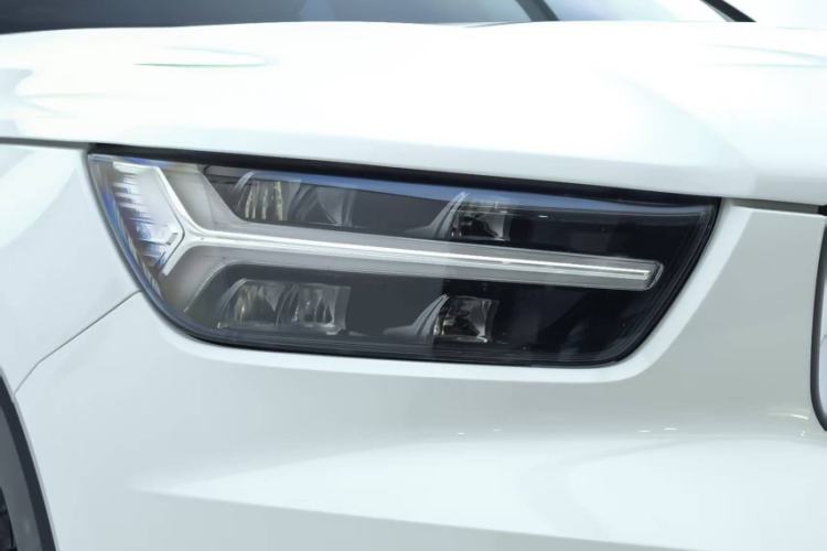 Used Volvo XC40 2022 T4 Four-Wheel Drive Smart & Stylish Edition