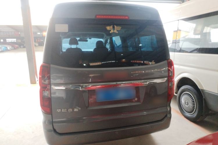 Used Jinbei Gold Hiace 2021 1.5L Passenger Van Travel Lion 7-Seater