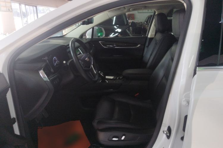 Used Cadillac XT5 2018 25T Luxury Model