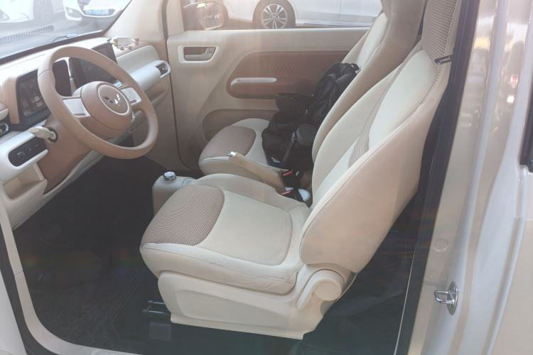 Used Wuling Hongguang MINIEV 2024 3rd Generation 215km Advanced Version
