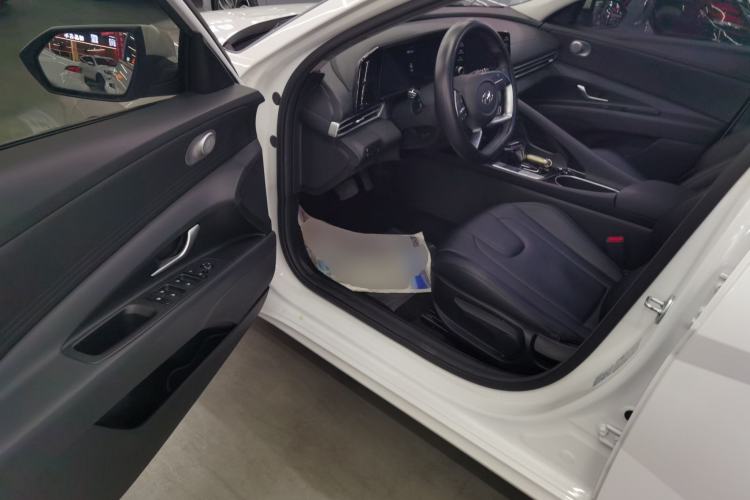 Used Hyundai Elantra 2022 1.5L CVT GLS Leading Edition
