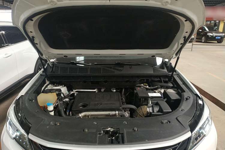 Used Changan CS85 COUPE 2019 2.0T Automatic Version China V Standard
