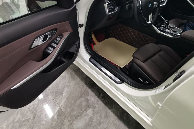 Used BMW 3 Series 2020 320i Sport Package