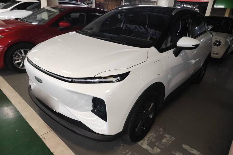 Used Geometry E Firefly 2022 401 km Linglong Tiger 5 Seats
