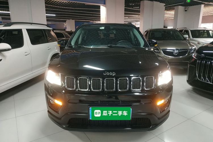 Used  Compass 2019 200T Automatic Family Edition - Connected Large Screen Version
