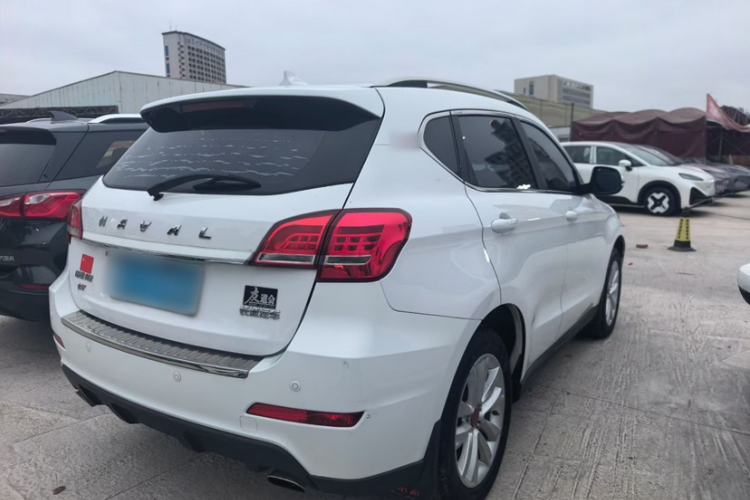 Used Haval H2 2016 Red-Label 1.5T Manual Two-Wheel Drive Luxury Model
