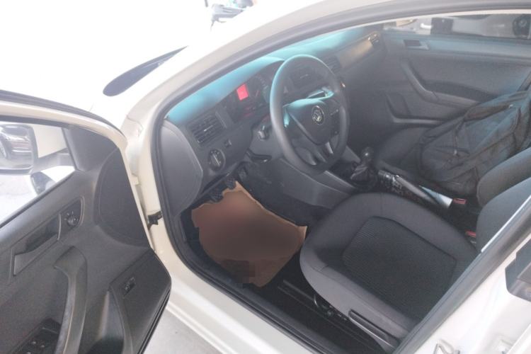 Used Volkswagen Santana 2016 1.4L Manual Fashion Edition
