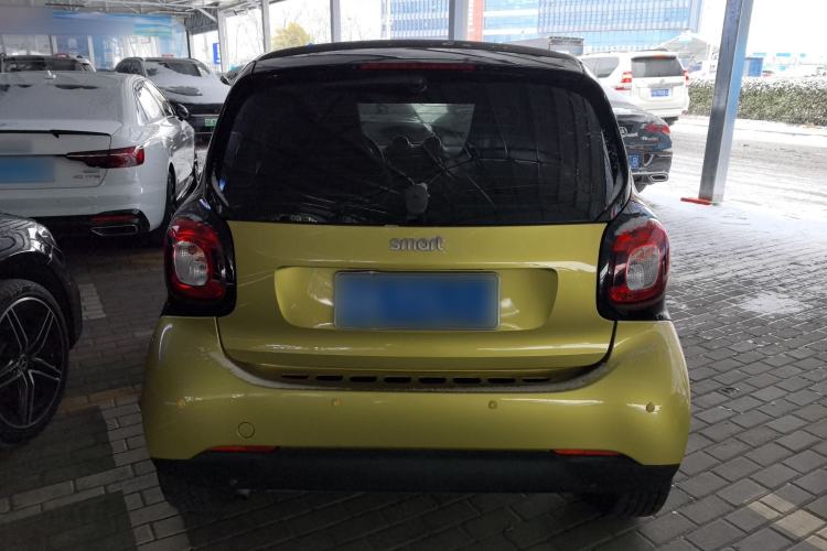 Used  fortwo 2018 1.0L 52kW Hardtop Dynamic Version China V