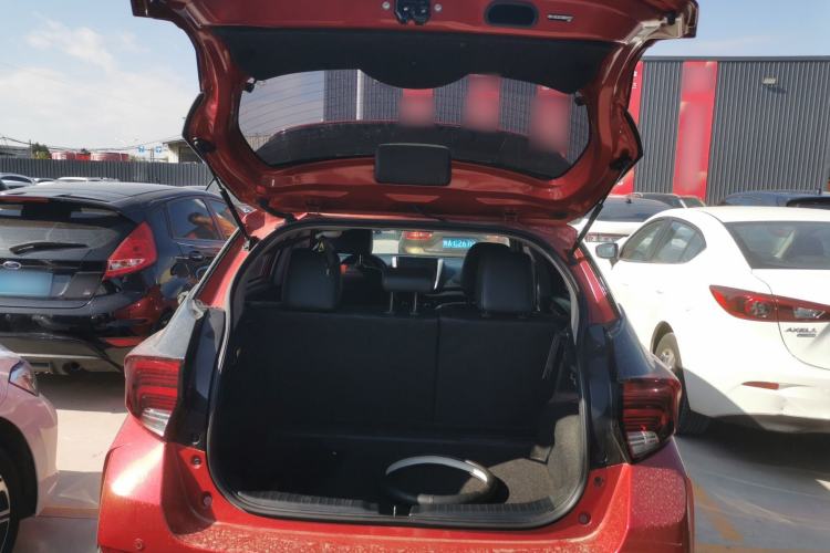 Used Toyota YARiS L 2021 X-Trail 1.5L CVT Luxury Edition
