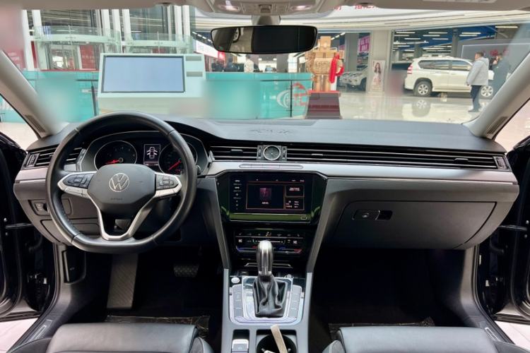 Used Volkswagen Magotan 2020 330TSI DSG Leading Model
